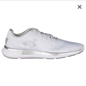Women's new Under Armour running/athletic shoes
